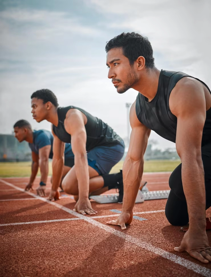 race-challenge-men-track-start-speed-exercise-marathon